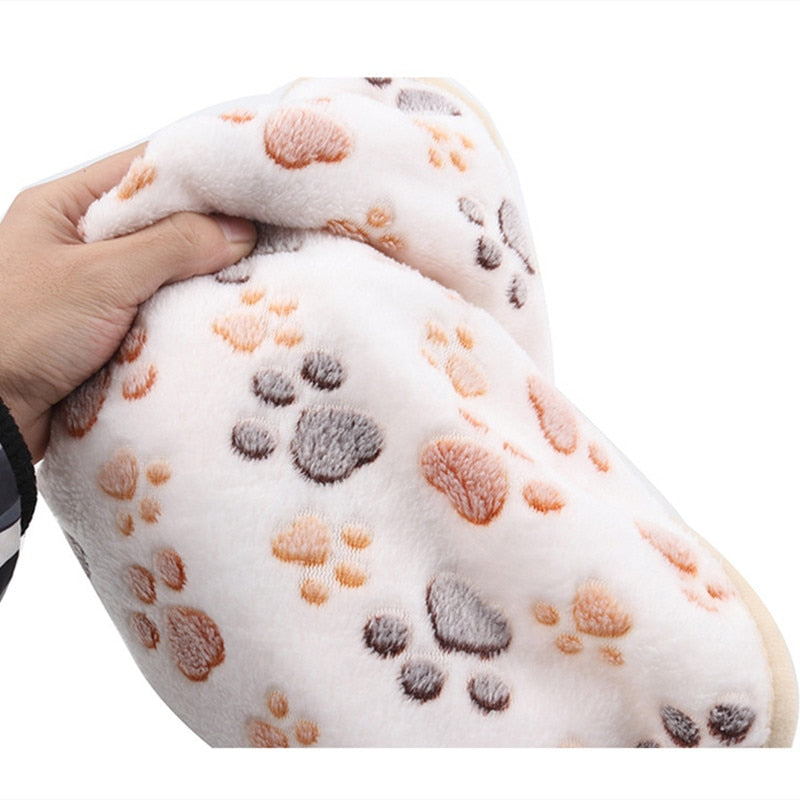 Pet Blanket paw printed.