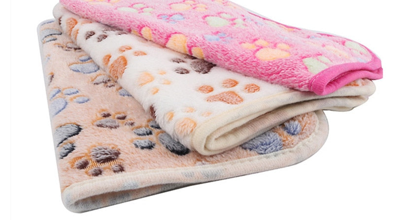 Pet Blanket paw printed.