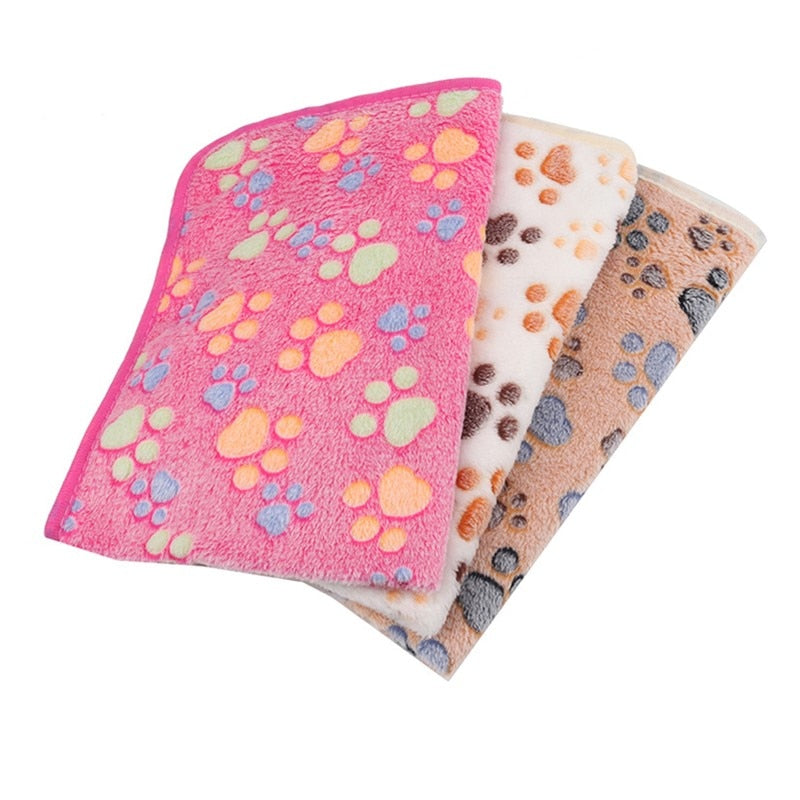 Pet Blanket paw printed.