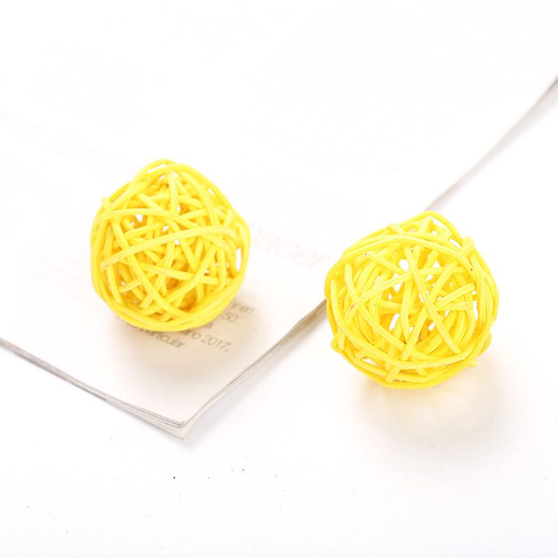Small rattan toy ball.