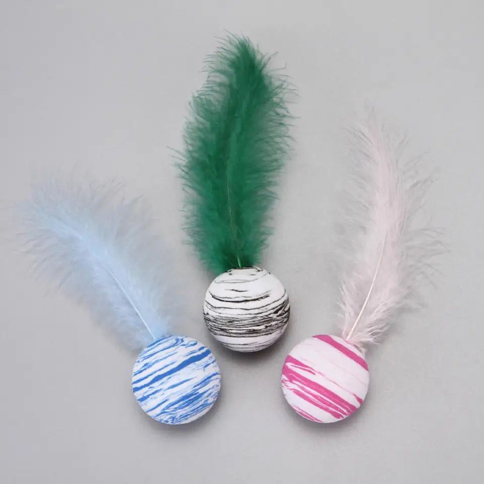 Feathers bell  Bouncing Pet  Toy Ball - Rubber🤸🦘