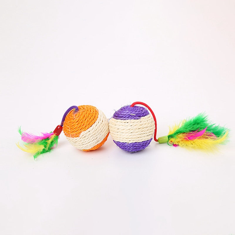 Soft feathers cat sisal toy ball.