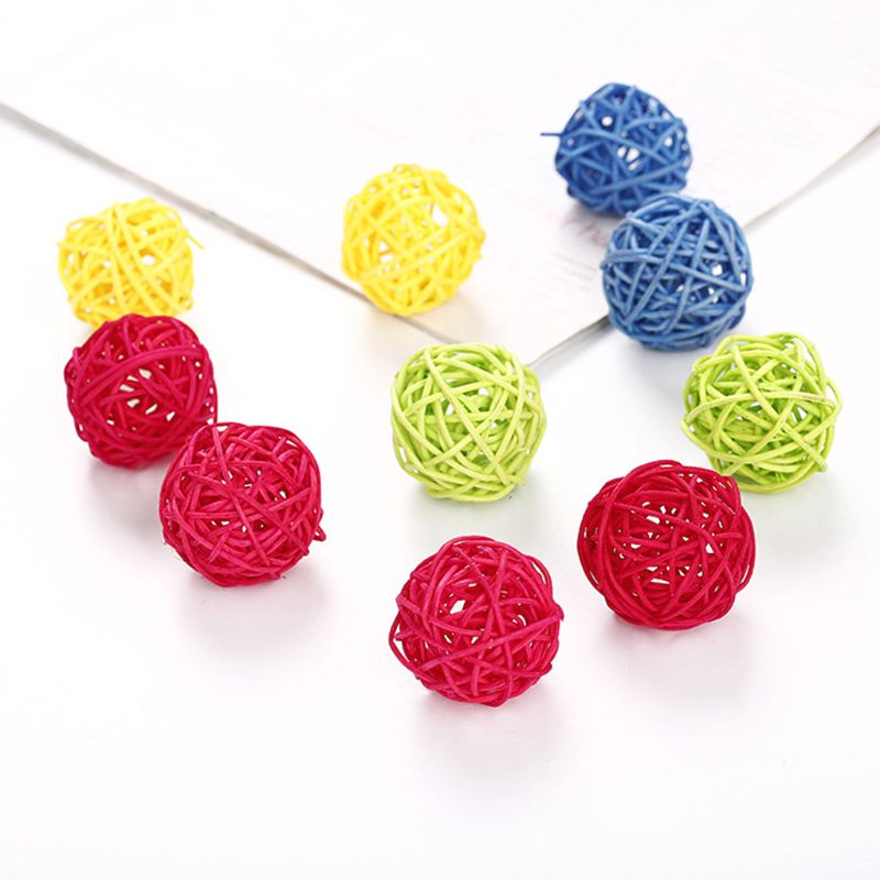 Small rattan toy ball.