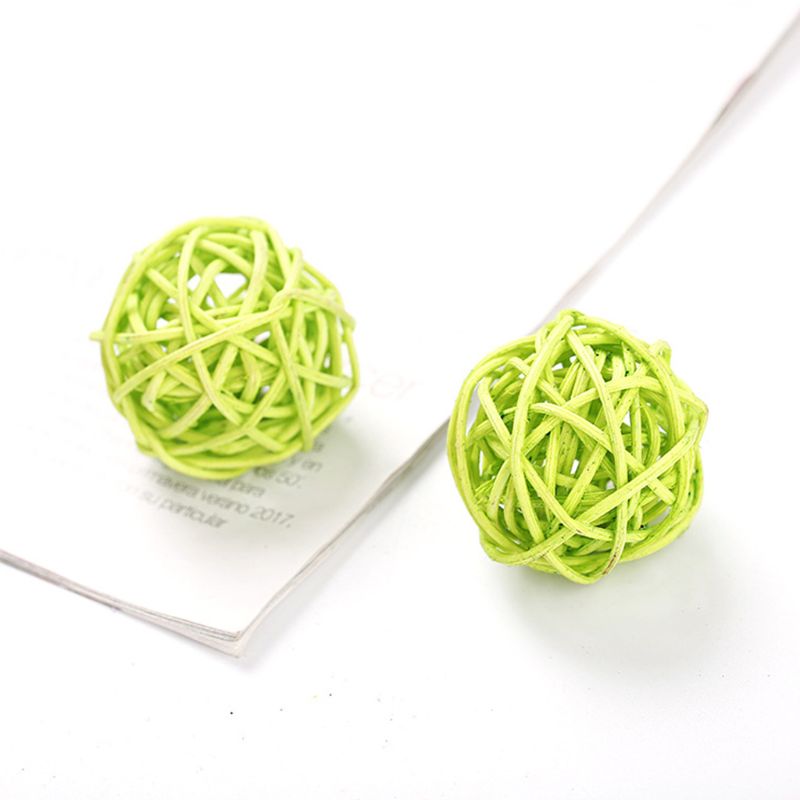 Small rattan toy ball.