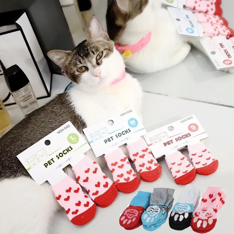 Pet Socks – Anti slip & stretchable.